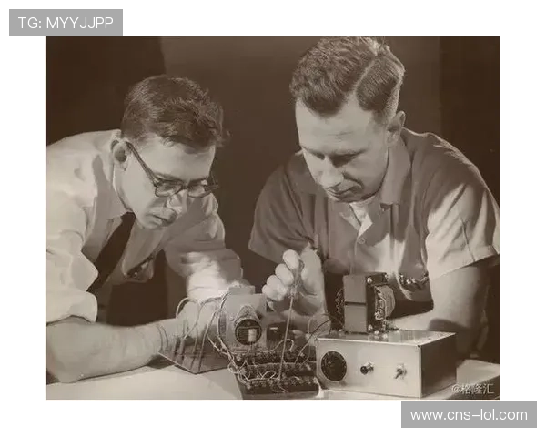 传奇裁判约翰·麦卡锡宣布重返赛场 全职复出执法工作