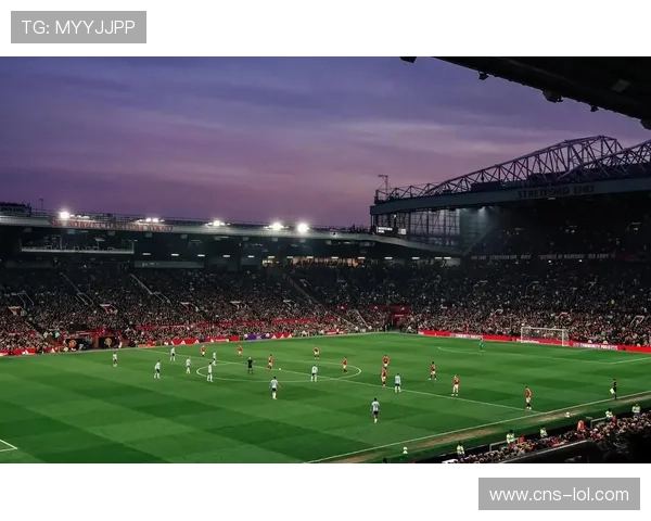 曼联老特拉福德球场时隔两月余再迎胜利